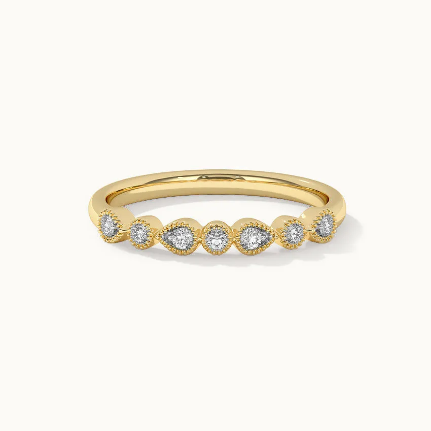 Pear & Round Diamond Band