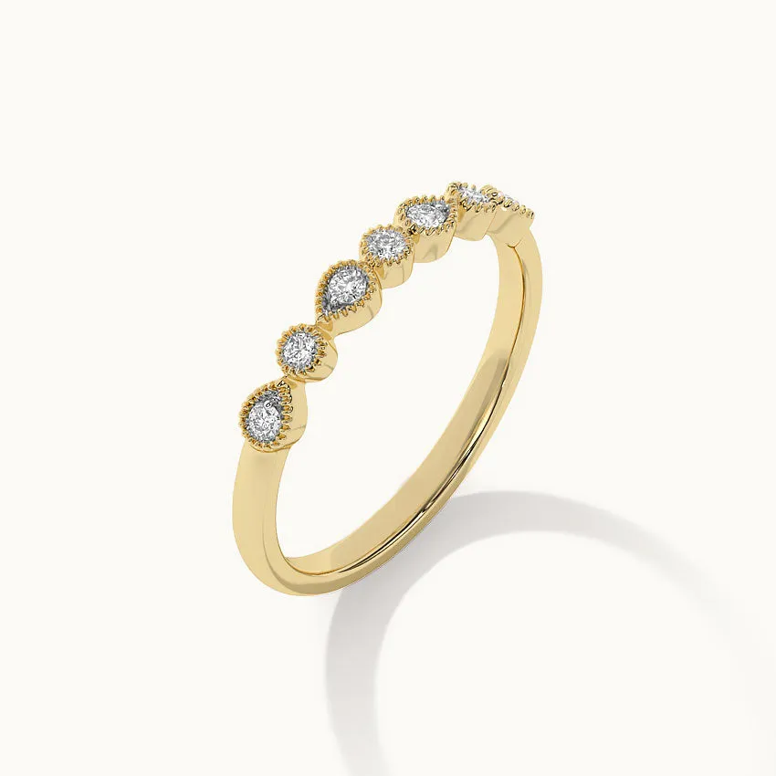 Pear & Round Diamond Band
