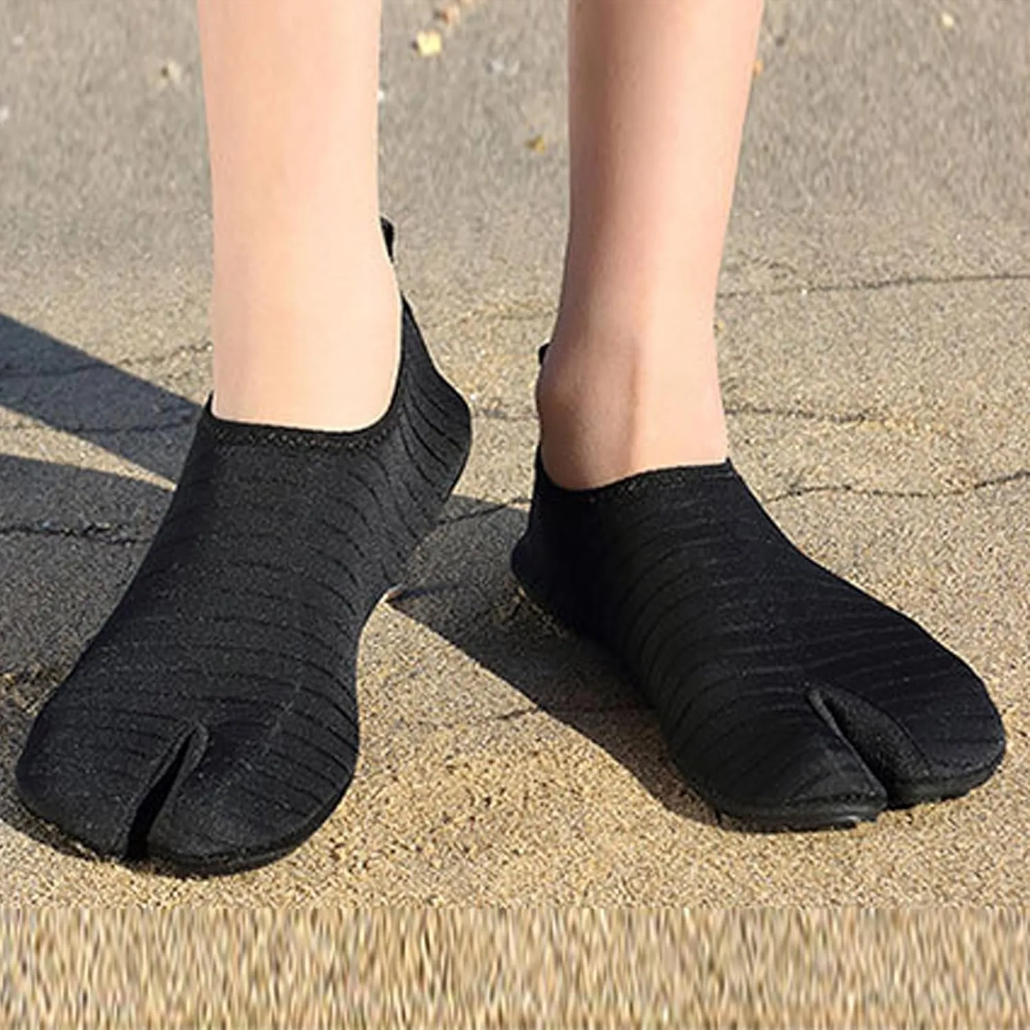 Water Shoes for Beach Swim Pool Surf Barefoot Quick Dry Aqua Socks Women Men Outdoor Sports Hiking Kayaking Yoga Non Slip Shoes
